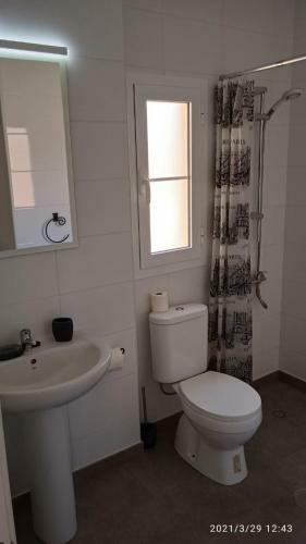 Inviting 1-bed Apartment On Castillo Mar