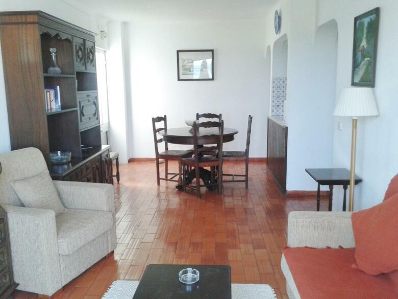 Apartamentos Salema Praia Club