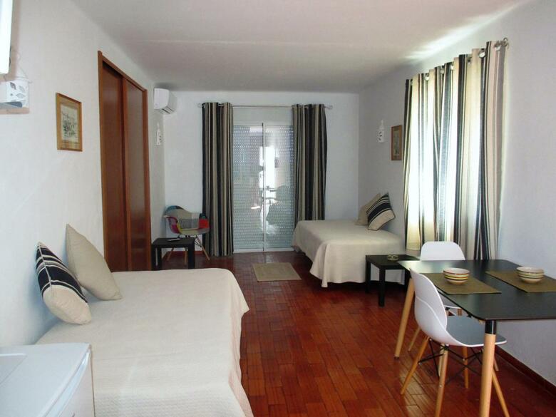 Apartamentos Salema Praia Club