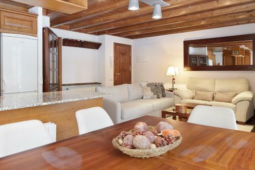 Apartamento Val de Ruda 64 By Feelfree Rentals