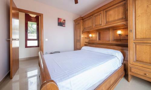 R115 Villa Pinell Panoramic