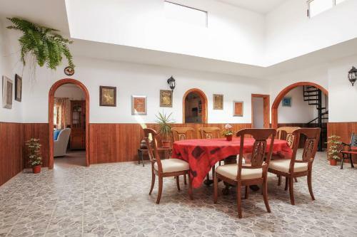 Villa Abundia House