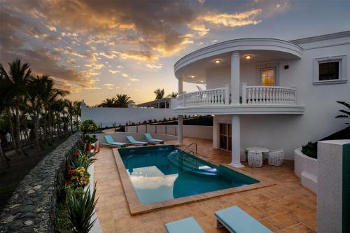 Villa Vista Calero