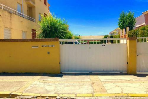 Casa 3 Dormitorios - Islamayor