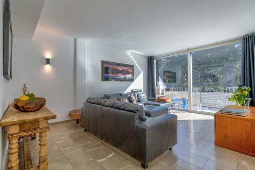 Extravagant Pollensa Villa Casa Lesplendor 4 Bedrooms Pool Table Modern Design