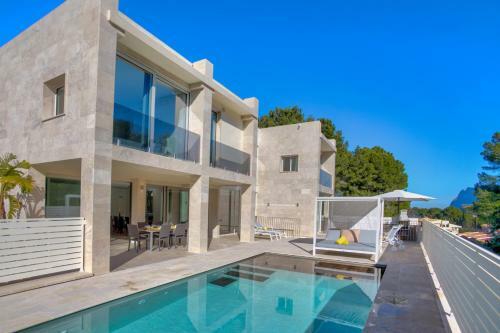 Extravagant Pollensa Villa Casa Lesplendor 4 Bedrooms Pool Table Modern Design