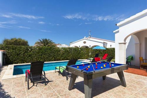 Avellano 3 Bedroom Villa, Cala'n Bosch