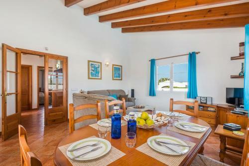 Enrich 3 Bedroom Villa, Cala'n Bosch