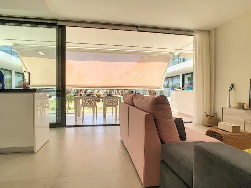 Antilia Terraces Apartment - 1609