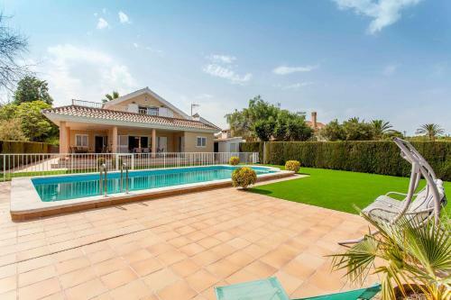Apartup Canet Beachfront House