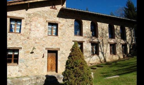 Sant Pau de Seguries Villa Sleeps 14 With Pool