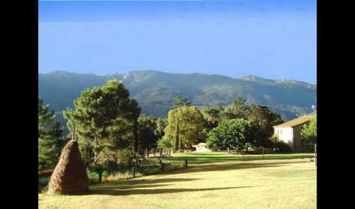 Les Creus Villa Sleeps 4 With Pool
