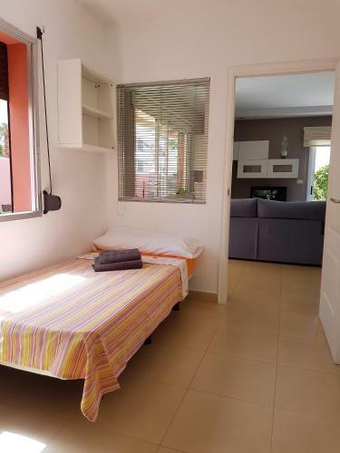 ?ozy Villa With A Swimming Pool