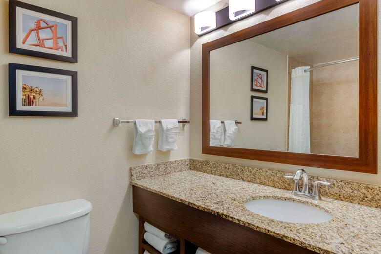 Hotel Comfort Suites Universal Studios Area