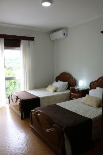 Hostal Alojamento Correia