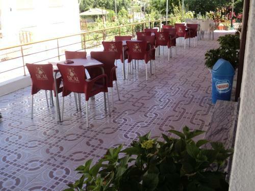 Hostal Alojamento Correia