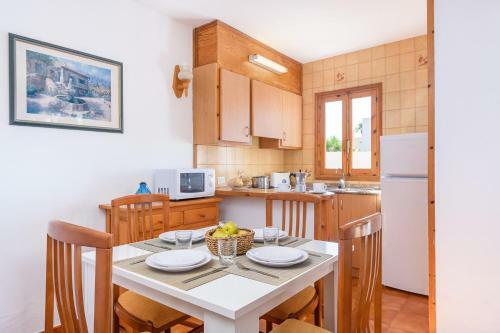 Gavina Villa, Cala Blanca