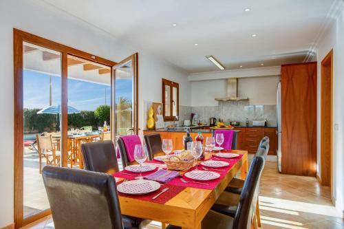 Ibiza 4 Bedroom Villa, Cala'n Blanes