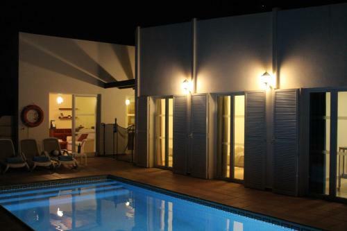 Villa Elena, Cala'n Bruc