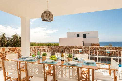 Amatista 4 Bedroom Villa, Cala'n Forcat