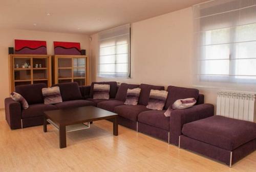 Segur de Calafell Villa Sleeps 8 Pool