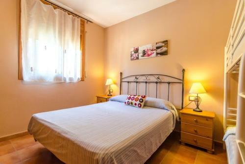 Montbarbat Villa Sleeps 8 Pool