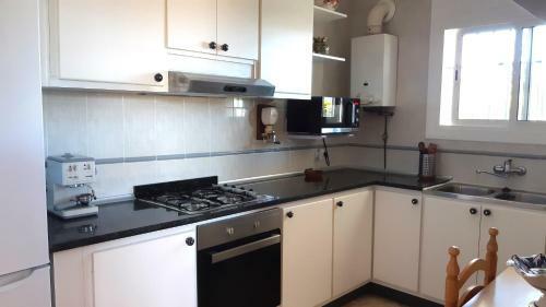 Montbarbat Villa Sleeps 8 Wifi
