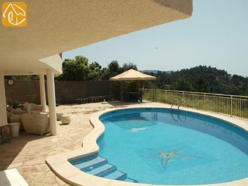 Montbarbat Villa Sleeps 8 Pool Wifi