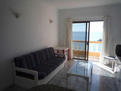 Apartamento Vv 121 Con Balc�n En Primera L�nea de Mar