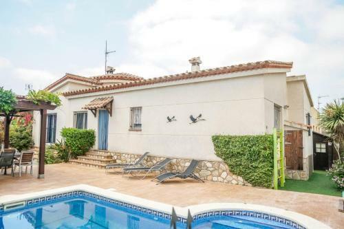 Riumar "carmen 3", 500m To Beach, Private Pool, On-site-service, Dog Beach