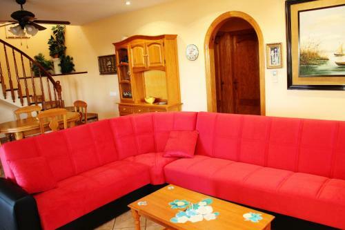 Riumar "mariposa", 300m To Beach, Private Pool, On-site-service, Dog Beach