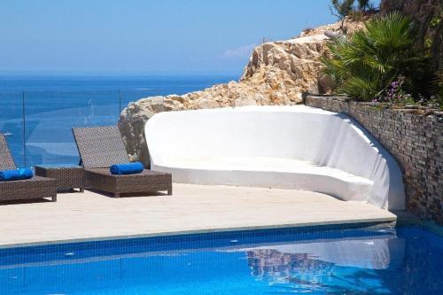 Xabia Villa Sleeps 6 Pool Air Con Wifi