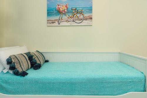 Sea And Mountain View Apartment