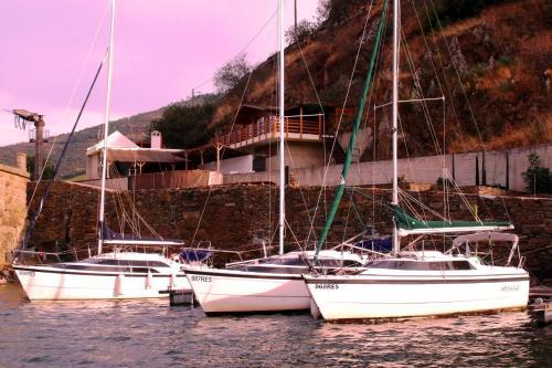 Hostal Douro Fluvina Yachts & Chalets