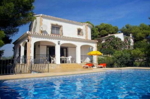 0125 Villa La Marina