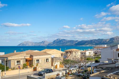 Marina De Son Serra