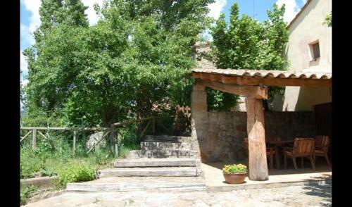 Villa In Lladurs Sleeps 4 With Pool