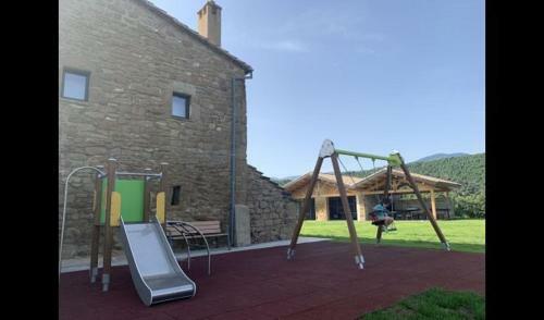 Lladurs Villa Sleeps 16 With Pool