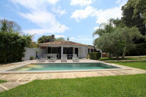 Vili - Pool, Garden And Relax
