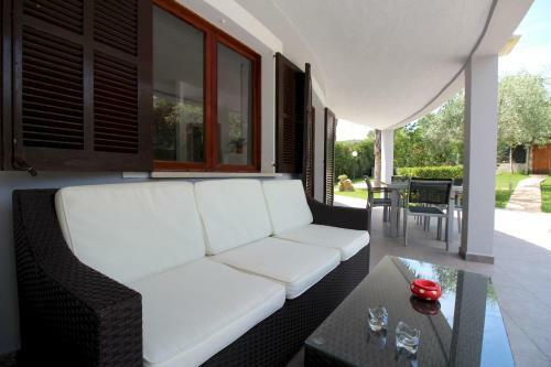 Vili - Pool, Garden And Relax