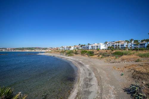 Apartamento La Perla de La Bahia Beachfront