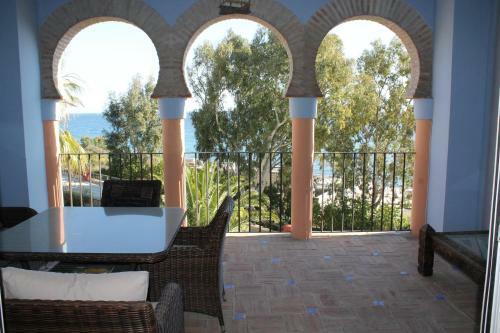 Apartamento La Perla de La Bahia Beachfront