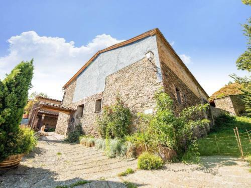 Central Apartment In Ardanu� With Terrace