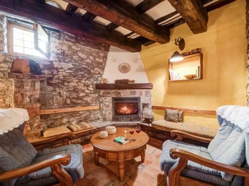 Central Apartment In Ardanu� With Terrace