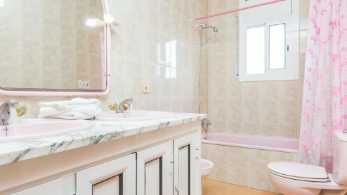 Terrafortuna Villa Sleeps 8 With Pool