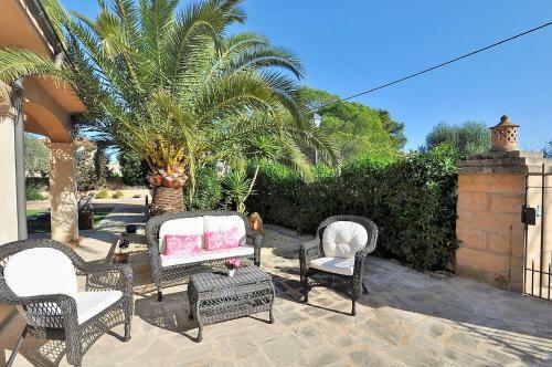 Casa Brisa- En Cala Llombards- Santany