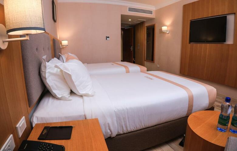 Mado Hotel