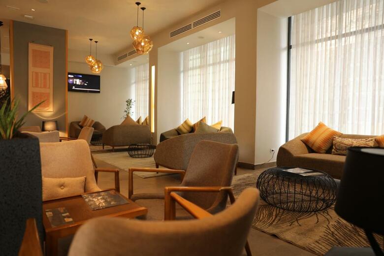 Mado Hotel