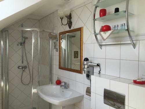 Hostal Apartamenty Galeria Trunk�w