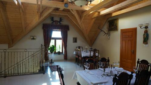 Hostal Apartamenty Galeria Trunk�w